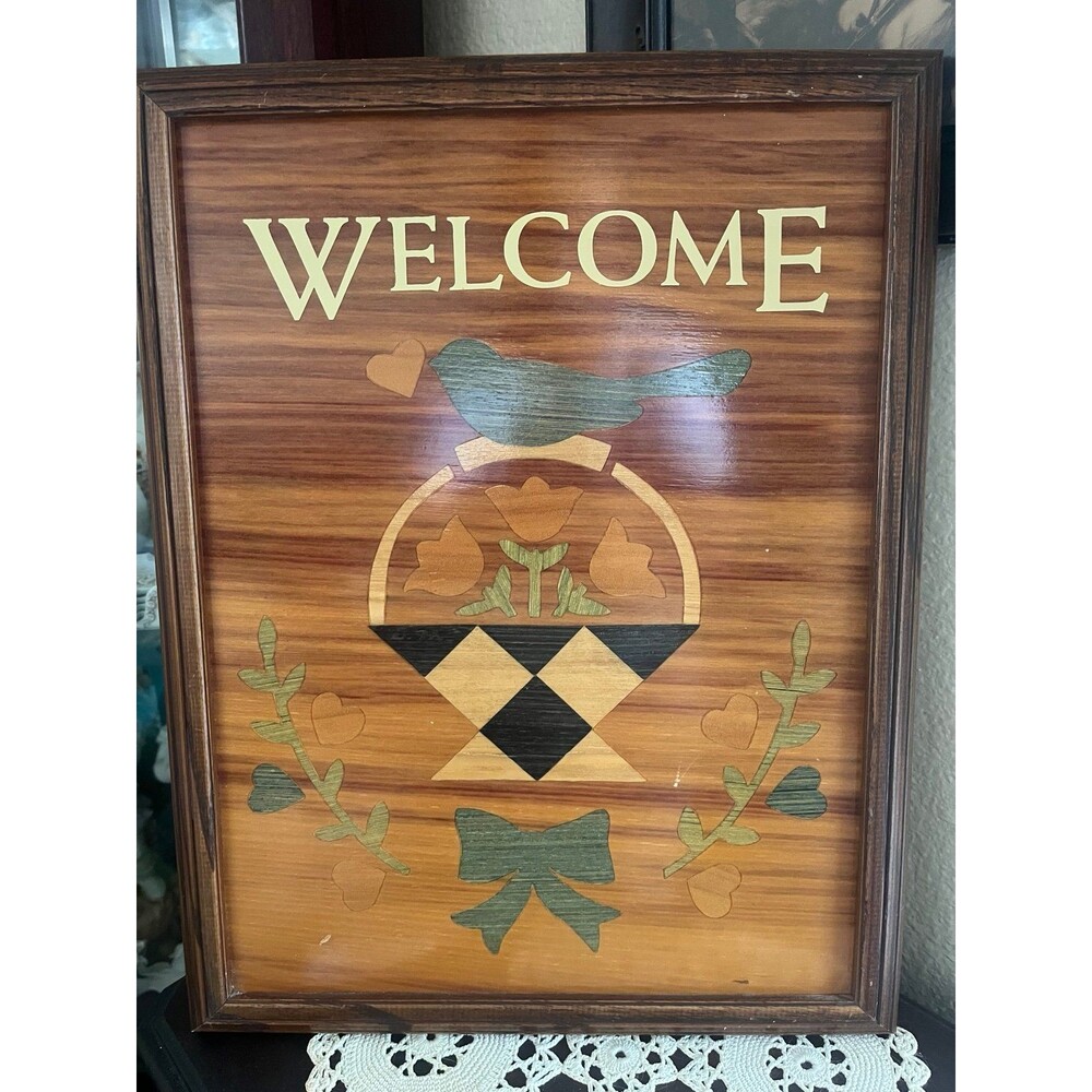 Vintage Figi Graphics Folk Art Wooden Welcome Sign